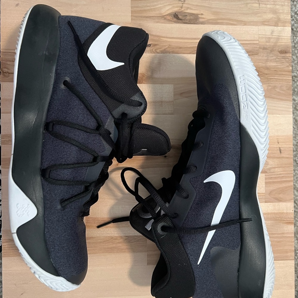 Nike KD Trey 5 V Men’s Black/White Sneakers Size 12